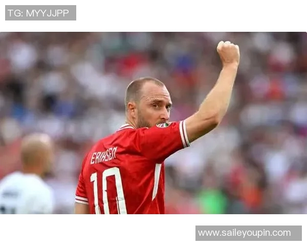 丹麦足球明星埃里克森的传奇旅程与不屈精神展现