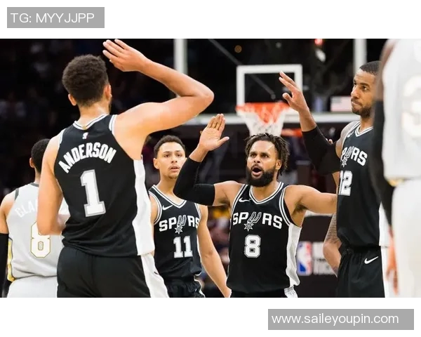 激战十季后赛马刺与小牛的巅峰对决回顾与分析